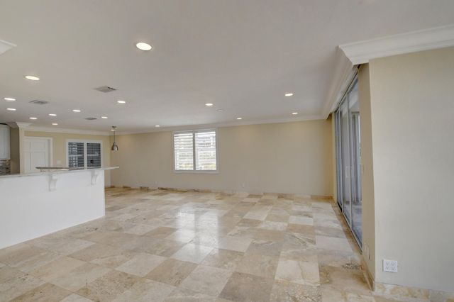 36 S Ocean Boulevard B3, Delray Beach, FL 33483