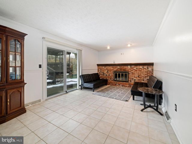 5724 KENWOOD AVE, Harrisburg, PA 17112