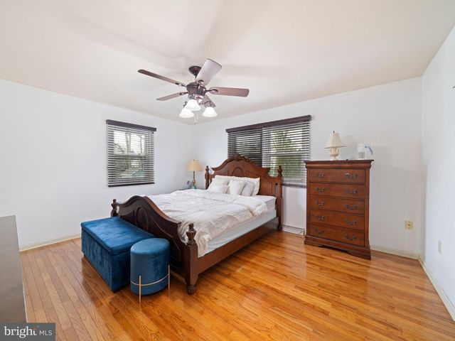 5724 KENWOOD AVE, Harrisburg, PA 17112