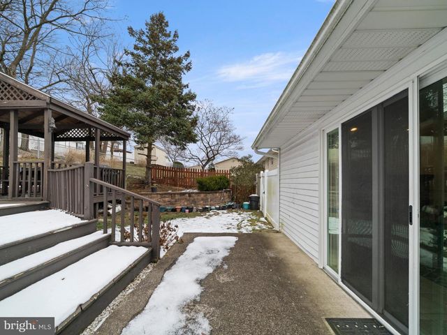 5724 KENWOOD AVE, Harrisburg, PA 17112