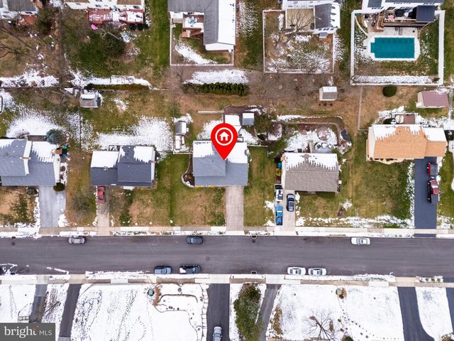 5724 KENWOOD AVE, Harrisburg, PA 17112