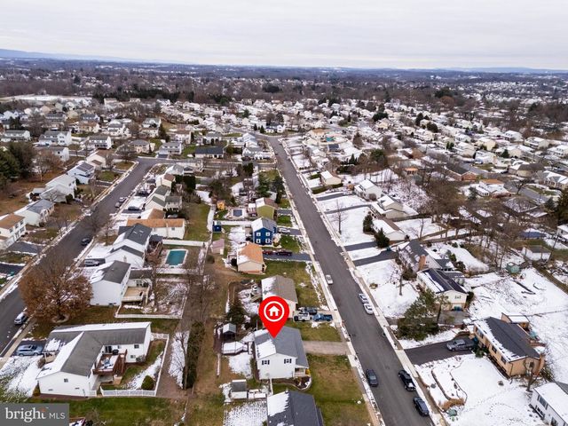 5724 KENWOOD AVE, Harrisburg, PA 17112