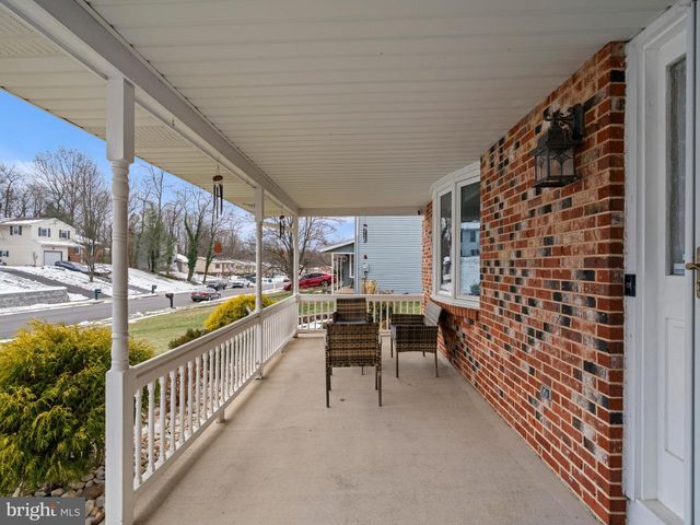 5724 KENWOOD AVE, Harrisburg, PA 17112