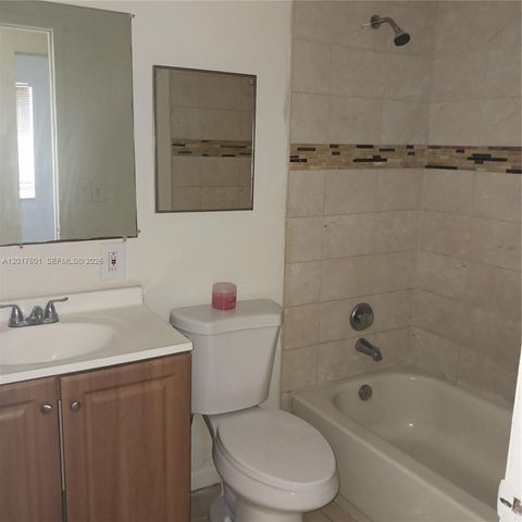 2107 NW 59th Ter 60-E, Lauderhill, FL 33313
