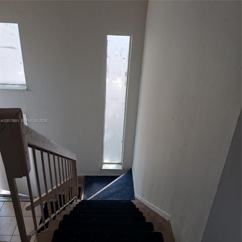 2107 NW 59th Ter 60-E, Lauderhill, FL 33313