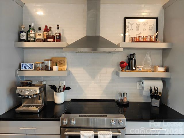 406 Southend Crossing Lane, Charlotte, NC 28203