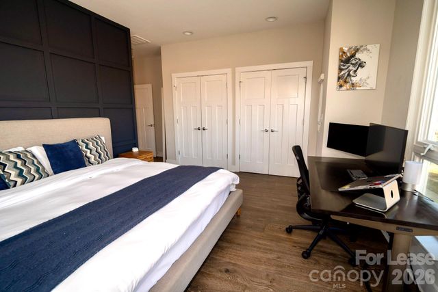 406 Southend Crossing Lane, Charlotte, NC 28203