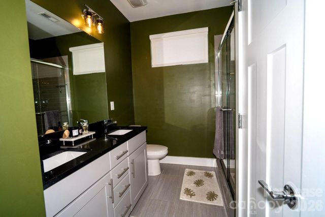 406 Southend Crossing Lane, Charlotte, NC 28203