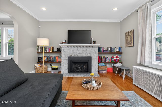39 Van Buren Street, Albany, NY 12206