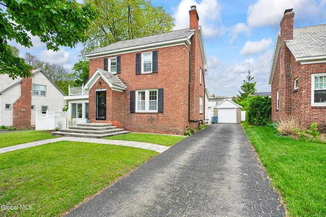 39 Van Buren Street, Albany, NY 12206