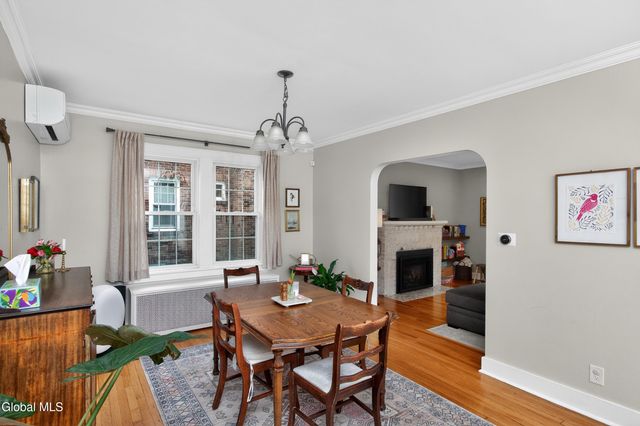 39 Van Buren Street, Albany, NY 12206
