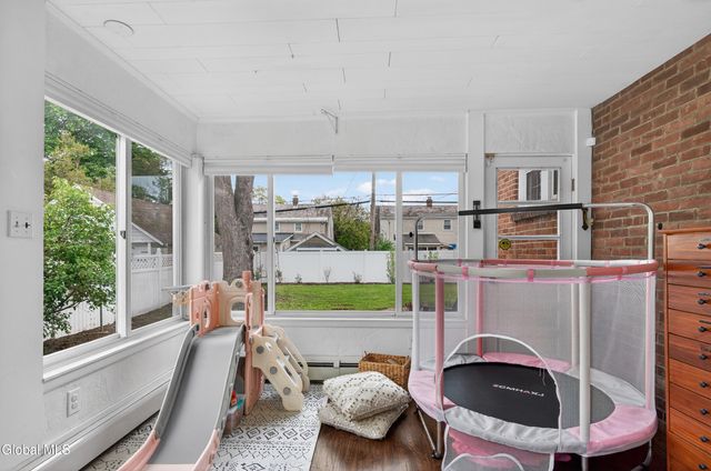 39 Van Buren Street, Albany, NY 12206