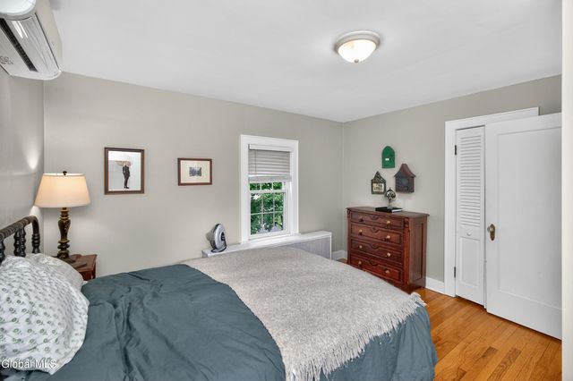 39 Van Buren Street, Albany, NY 12206