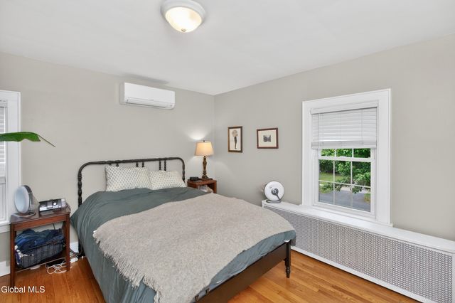 39 Van Buren Street, Albany, NY 12206
