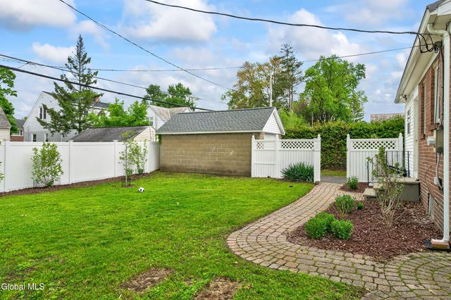 39 Van Buren Street, Albany, NY 12206
