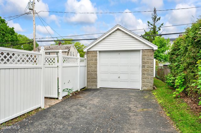 39 Van Buren Street, Albany, NY 12206