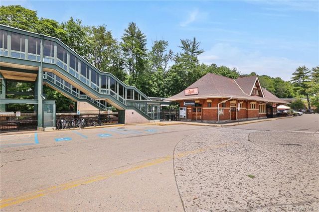 3803 Victoria Drive, Mount Kisco, NY 10549