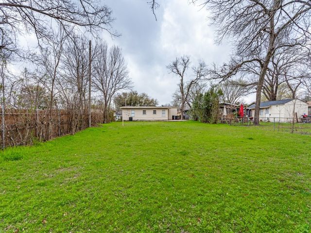 2812 Cordone Street, Fort Worth, TX 76133