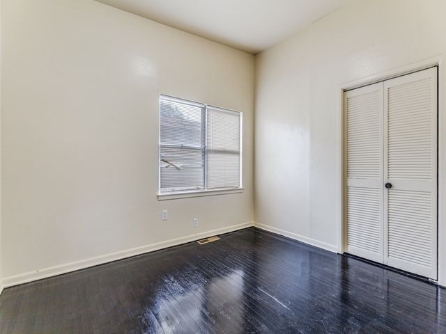 2812 Cordone Street, Fort Worth, TX 76133