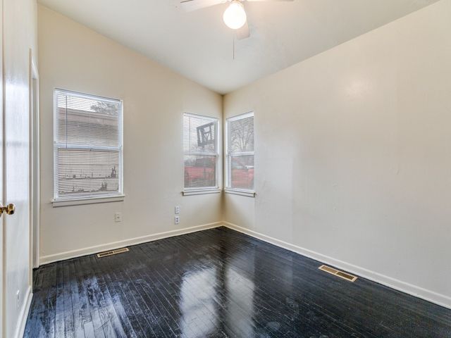 2812 Cordone Street, Fort Worth, TX 76133