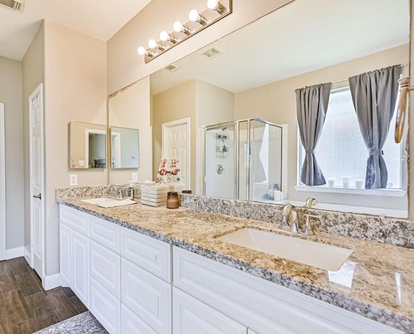 13715 Clear Trail Lane, Houston, TX 77034