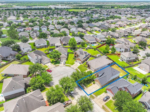 13715 Clear Trail Lane, Houston, TX 77034