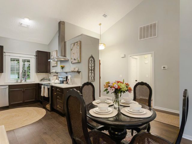 7818 Racquet Road, North Charleston, SC 29418