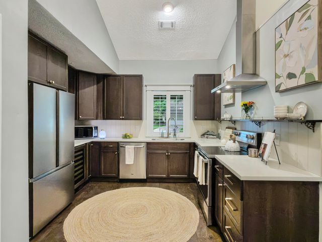 7818 Racquet Road, North Charleston, SC 29418