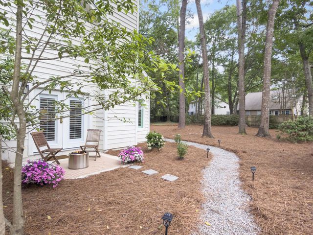 7818 Racquet Road, North Charleston, SC 29418