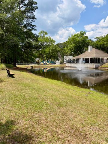 7818 Racquet Road, North Charleston, SC 29418