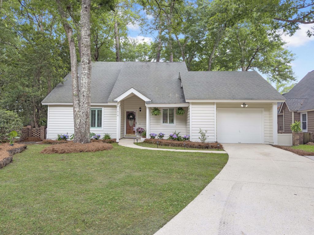 7818 Racquet Road, North Charleston, SC 29418