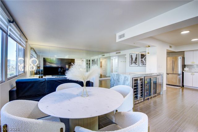 205 East Harmon Avenue 406, Las Vegas, NV 89169