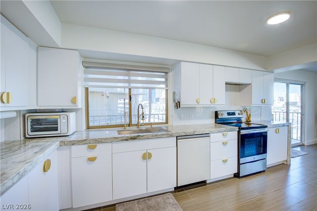 205 East Harmon Avenue 406, Las Vegas, NV 89169
