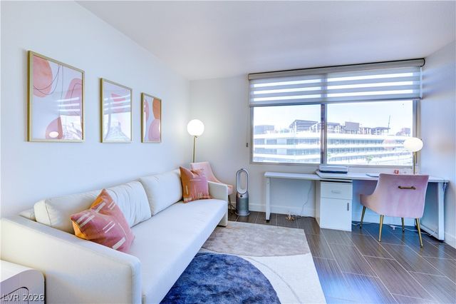 205 East Harmon Avenue 406, Las Vegas, NV 89169