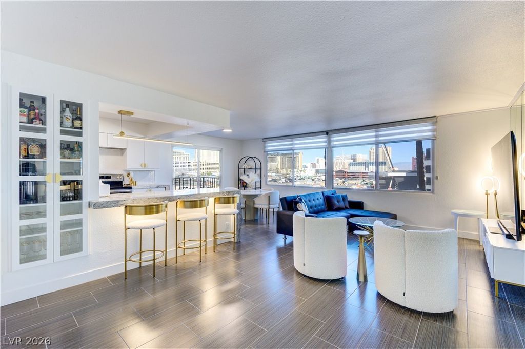 205 East Harmon Avenue 406, Las Vegas, NV 89169