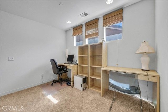 7042 Logsdon, Eastvale, CA 92880