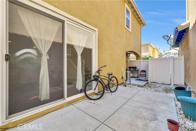7042 Logsdon, Eastvale, CA 92880