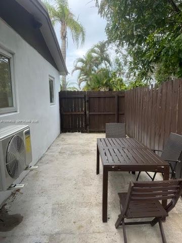 1270 NE 210th Terrace B, Miami, FL 33179