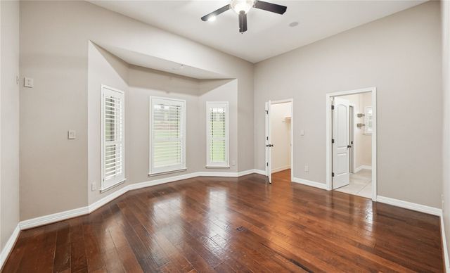 5488 River Trail Dr, Robstown, TX 78380