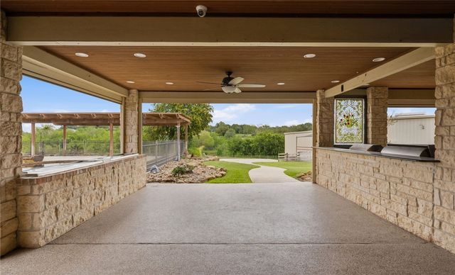 5488 River Trail Dr, Robstown, TX 78380