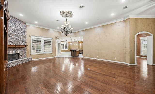 5488 River Trail Dr, Robstown, TX 78380