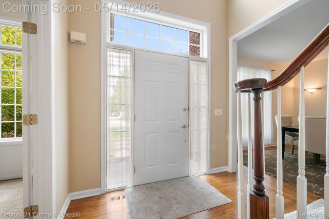 27852 Larson Lane, Farmington Hills, MI 48331