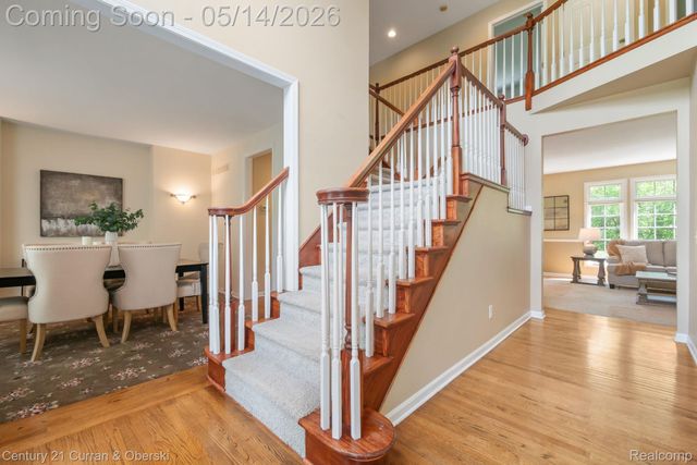 27852 Larson Lane, Farmington Hills, MI 48331