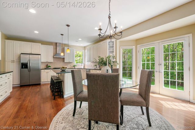 27852 Larson Lane, Farmington Hills, MI 48331