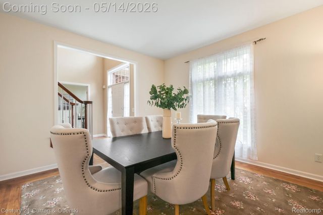 27852 Larson Lane, Farmington Hills, MI 48331