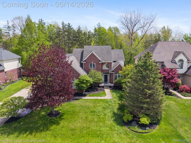 27852 Larson Lane, Farmington Hills, MI 48331