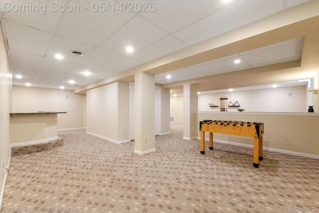27852 Larson Lane, Farmington Hills, MI 48331
