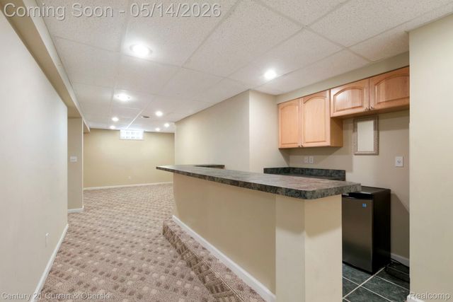 27852 Larson Lane, Farmington Hills, MI 48331