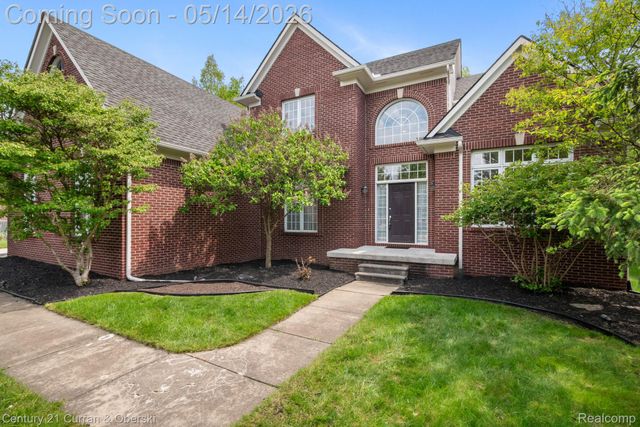 27852 Larson Lane, Farmington Hills, MI 48331