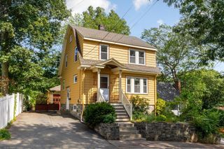 12 Seery St, Malden, MA 02148